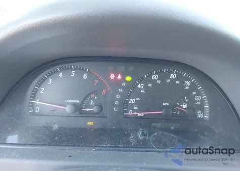 2004 Toyota Camry Le z USA, uszkodzony, nr VIN 4T1BE32K84U918826